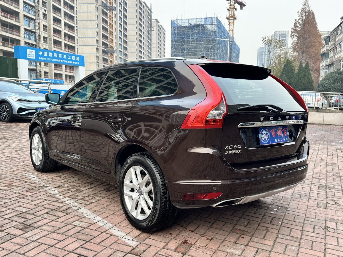 沃爾沃 XC60  2017款 T5 智進(jìn)升級(jí)版圖片