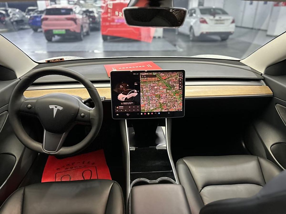 特斯拉 Model 3  2020款 改款 標準續(xù)航后驅(qū)升級版圖片