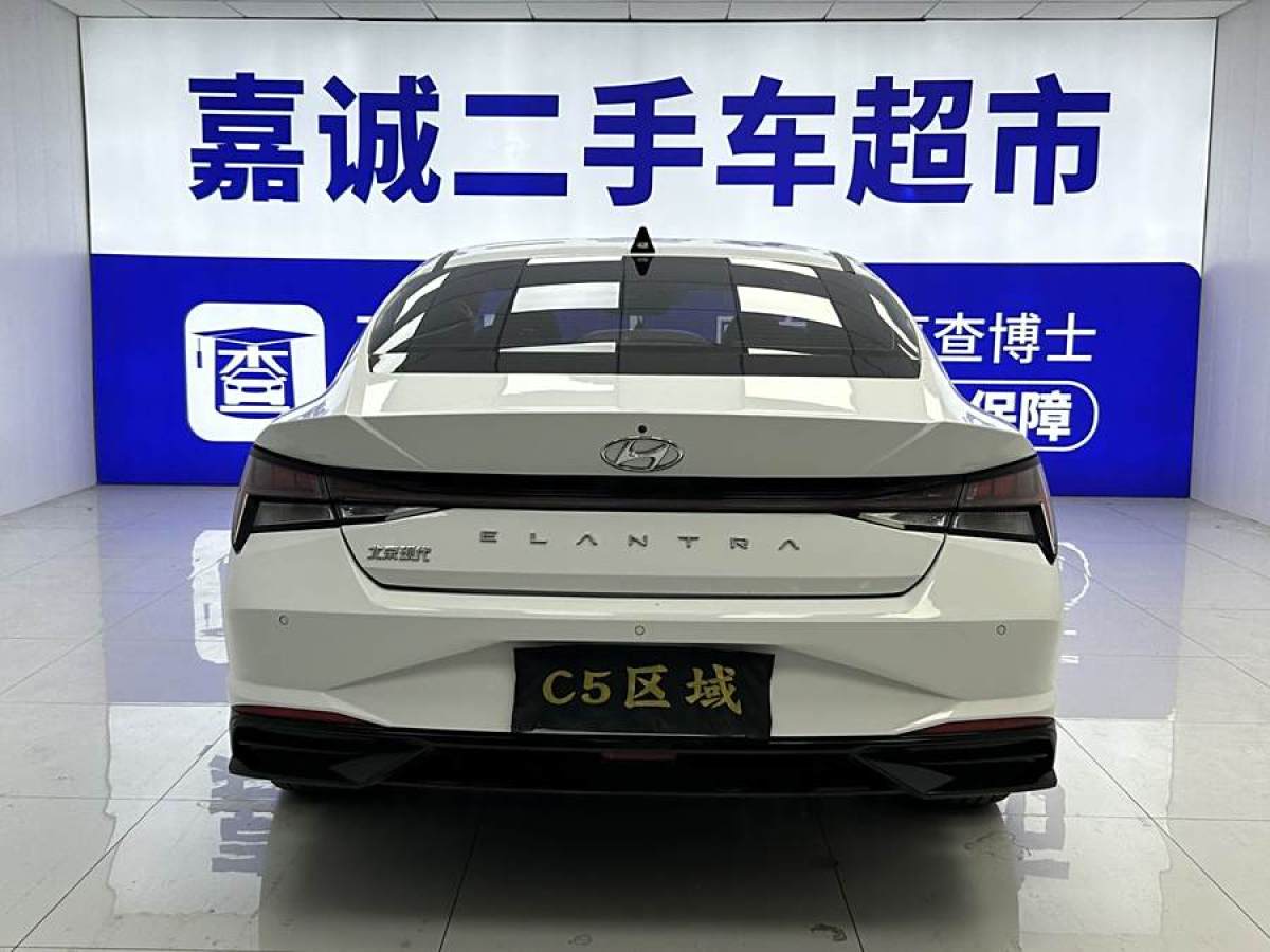 現(xiàn)代 伊蘭特  2022款 1.5L CVT LUX尊貴版圖片