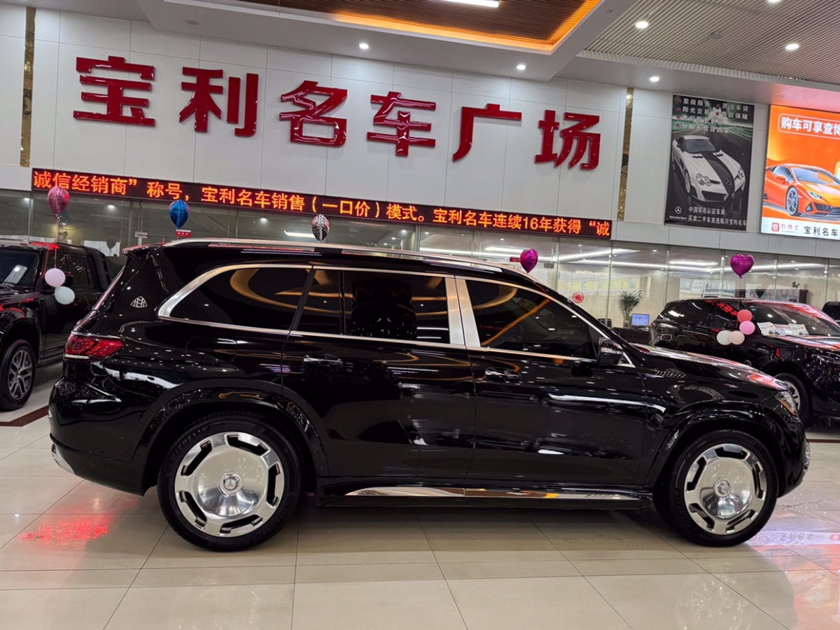 奔馳GLS450 2022款 GLS級 GLS450 7座 豪華包 運(yùn)動暗夜包 科技包(加版)圖片