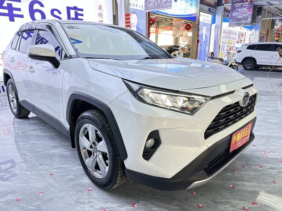 豐田 RAV4  2018款 榮放 2.0L CVT兩驅風尚版圖片