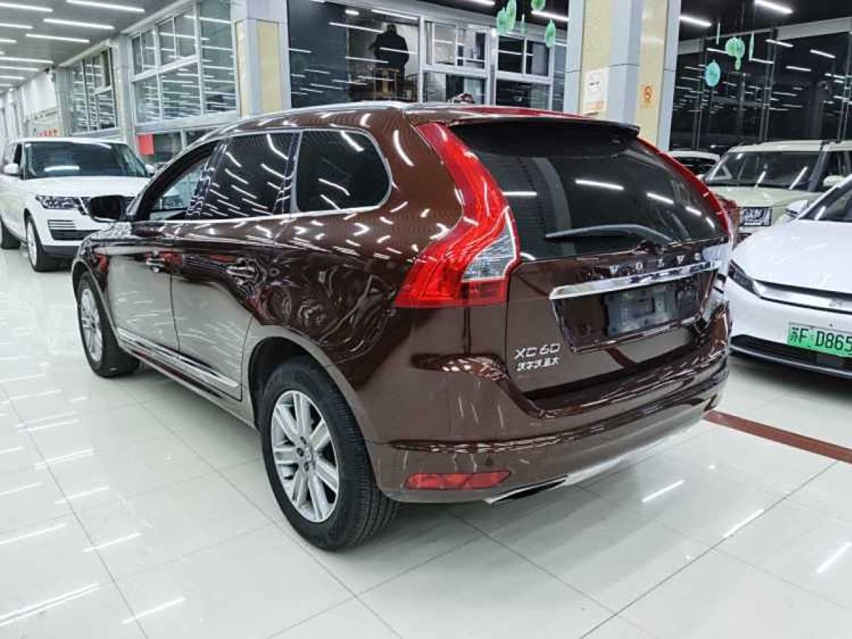 沃爾沃 XC60  2016款 T5 AWD 智遠版圖片