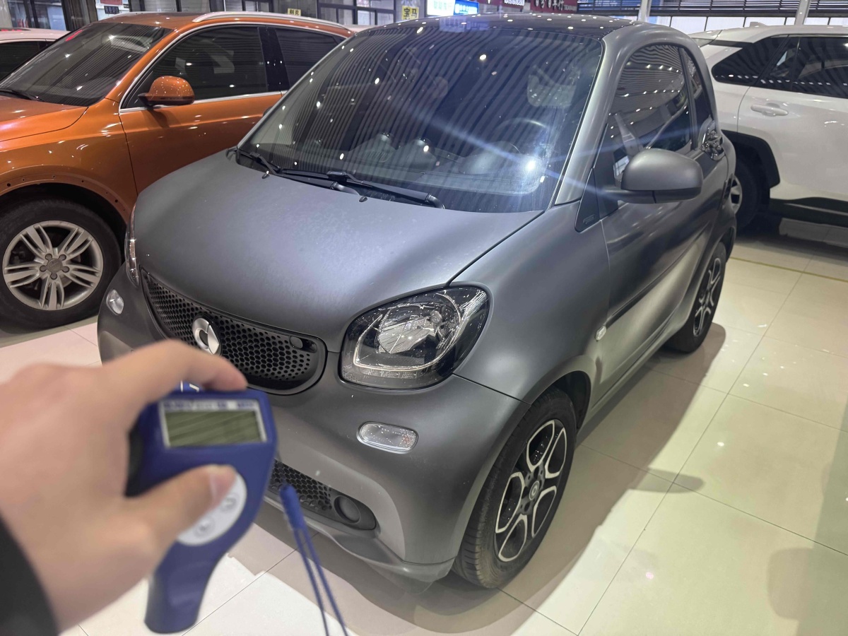 2019年7月smart fortwo  2018款 0.9T 66千瓦硬頂先鋒版