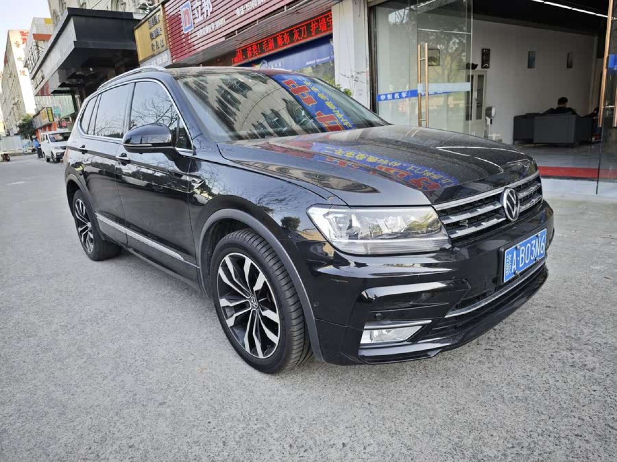 大眾 途觀L  2023款 改款 330TSI 自動兩驅(qū)R-Line越享版圖片