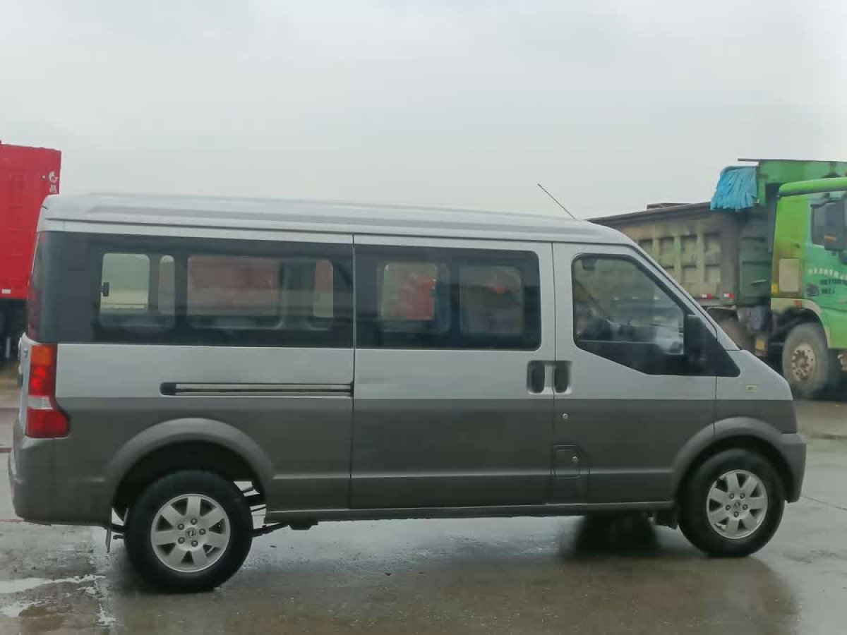 東風(fēng)小康 C37  2019款 1.5L舒適型 國(guó)VI DK15圖片