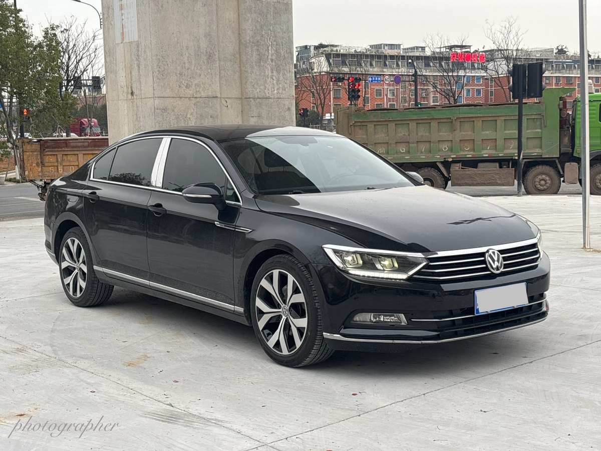 大眾 邁騰  2019款  330TSI DSG 豪華型 國(guó)VI圖片