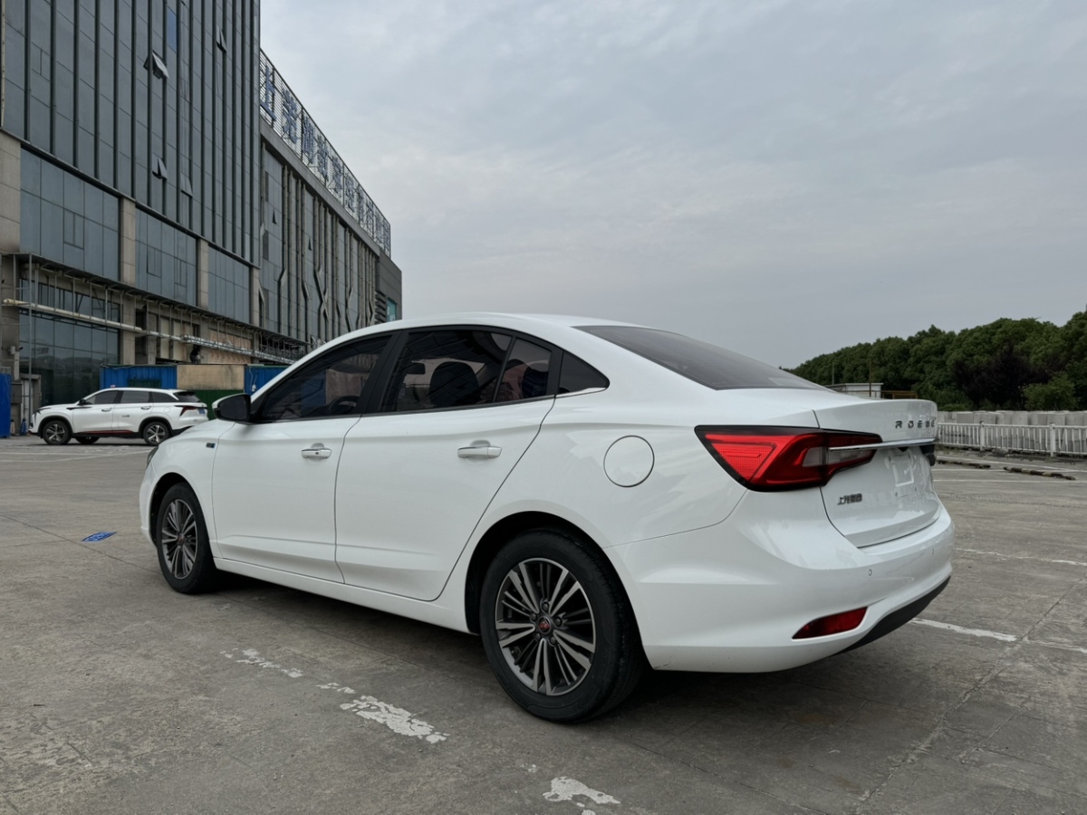 荣威 i5  2019款  1.5L 手动4G互联领豪版图片