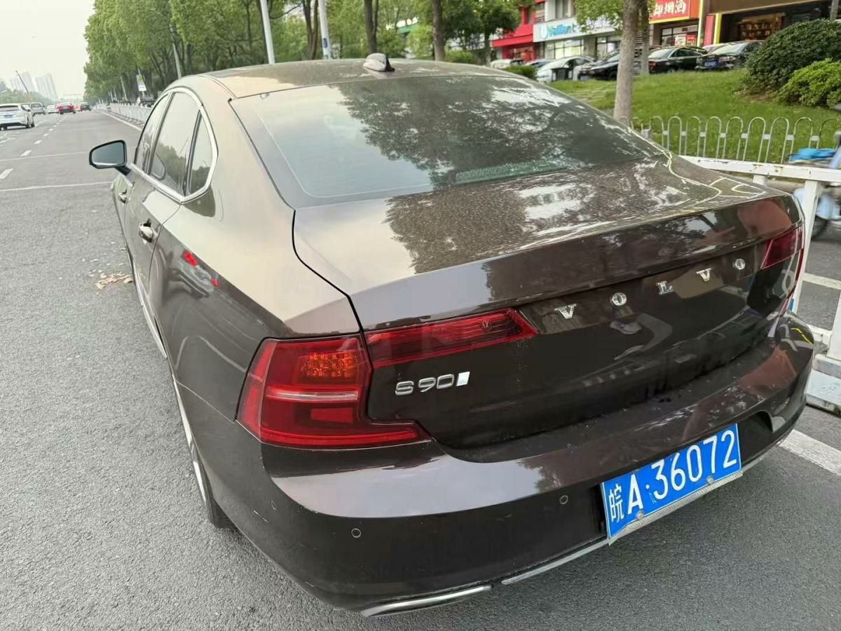 沃爾沃 S90  2018款 T4 智遠(yuǎn)版圖片