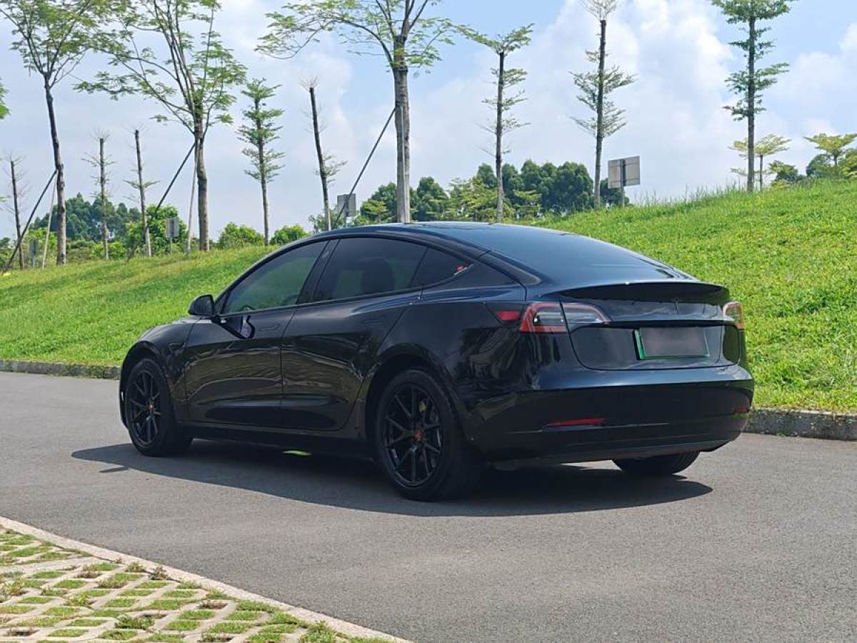 特斯拉 Model 3  2022款 改款 后輪驅(qū)動(dòng)版圖片