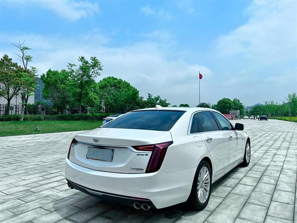 2022年6月凱迪拉克 CT6  2022款 28T 風(fēng)尚型