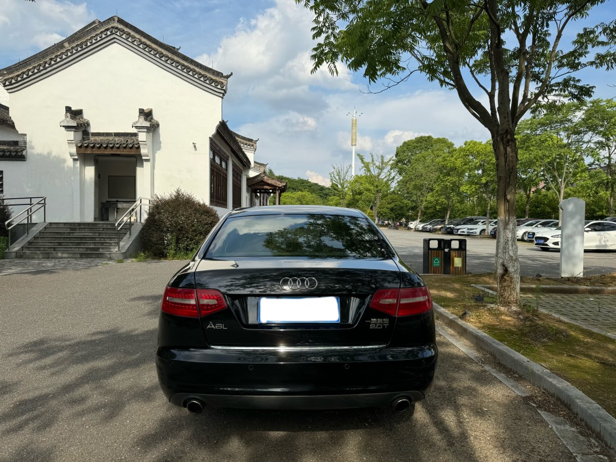 2010年8月奧迪 奧迪A6L  2011款 A6L 2.0TFSI 標(biāo)準(zhǔn)型