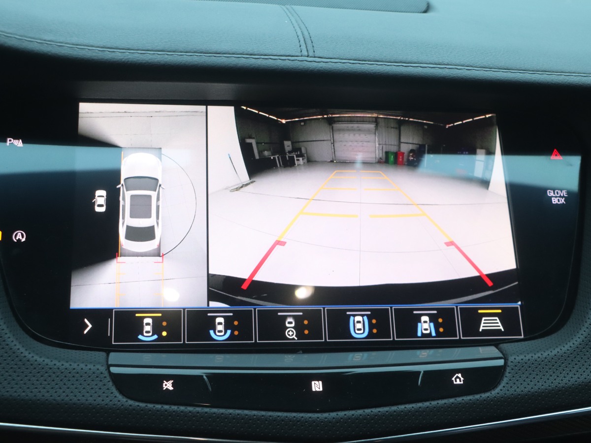 凱迪拉克 CT6  2023款 28T 豪華型圖片