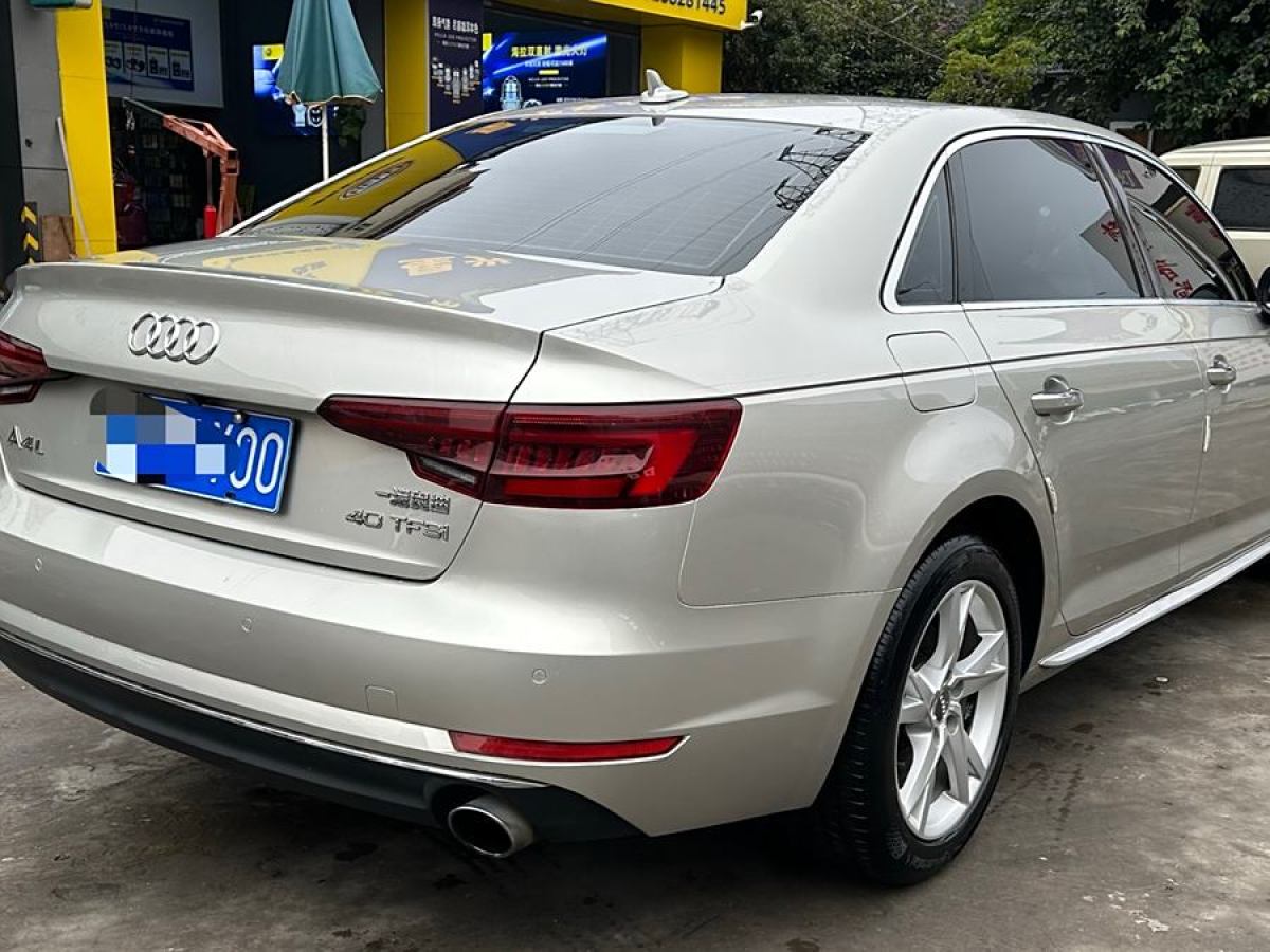 奧迪 奧迪A4L  2018款 30周年年型 40 TFSI 進(jìn)取型圖片