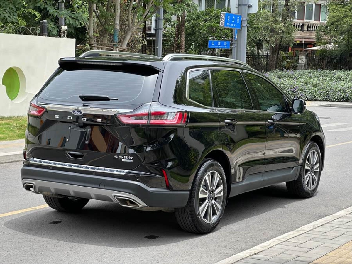 福特 銳界  2021款 PLUS EcoBoost 245 兩驅(qū)鉑銳型 5座圖片