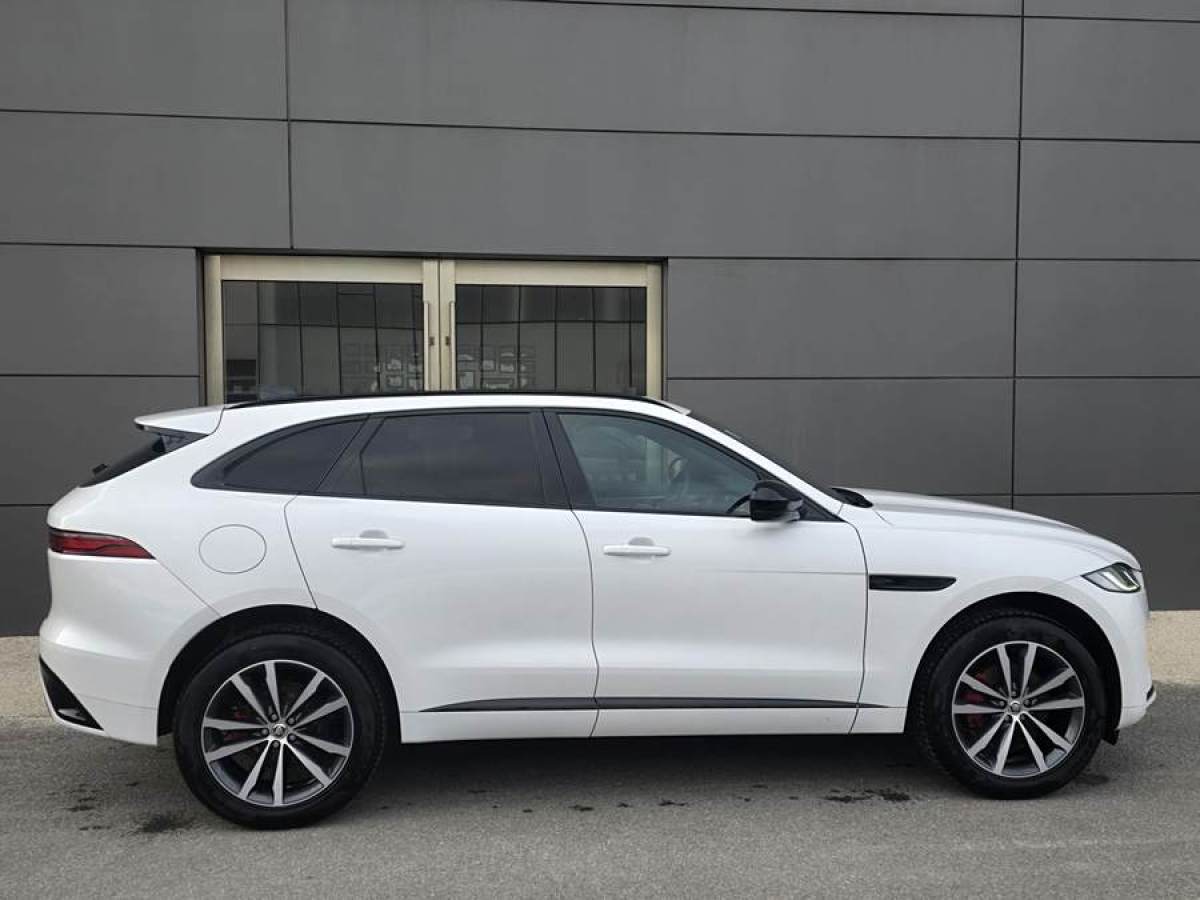 捷豹 F-PACE  2024款 P250 R-Dynamic SE圖片