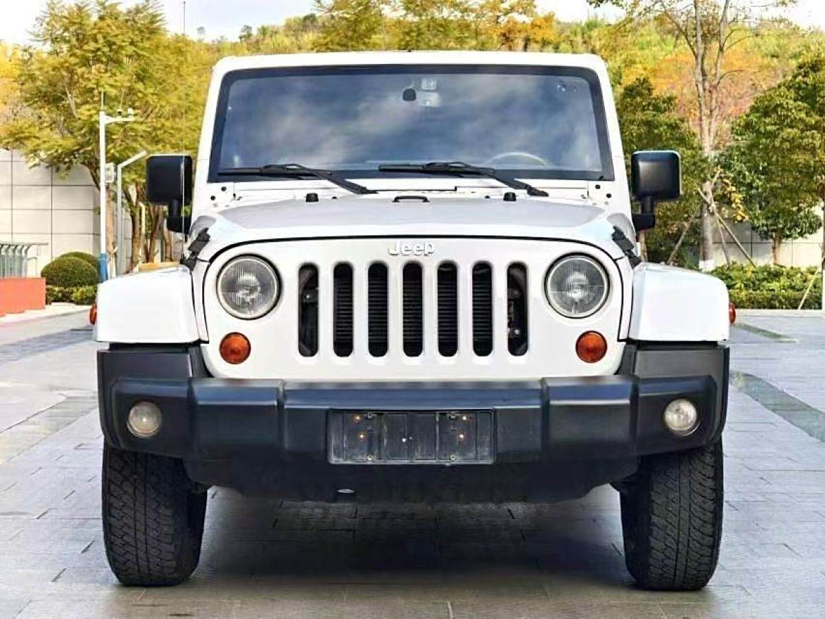 Jeep 牧馬人  2013款 3.6L Sahara 四門版圖片