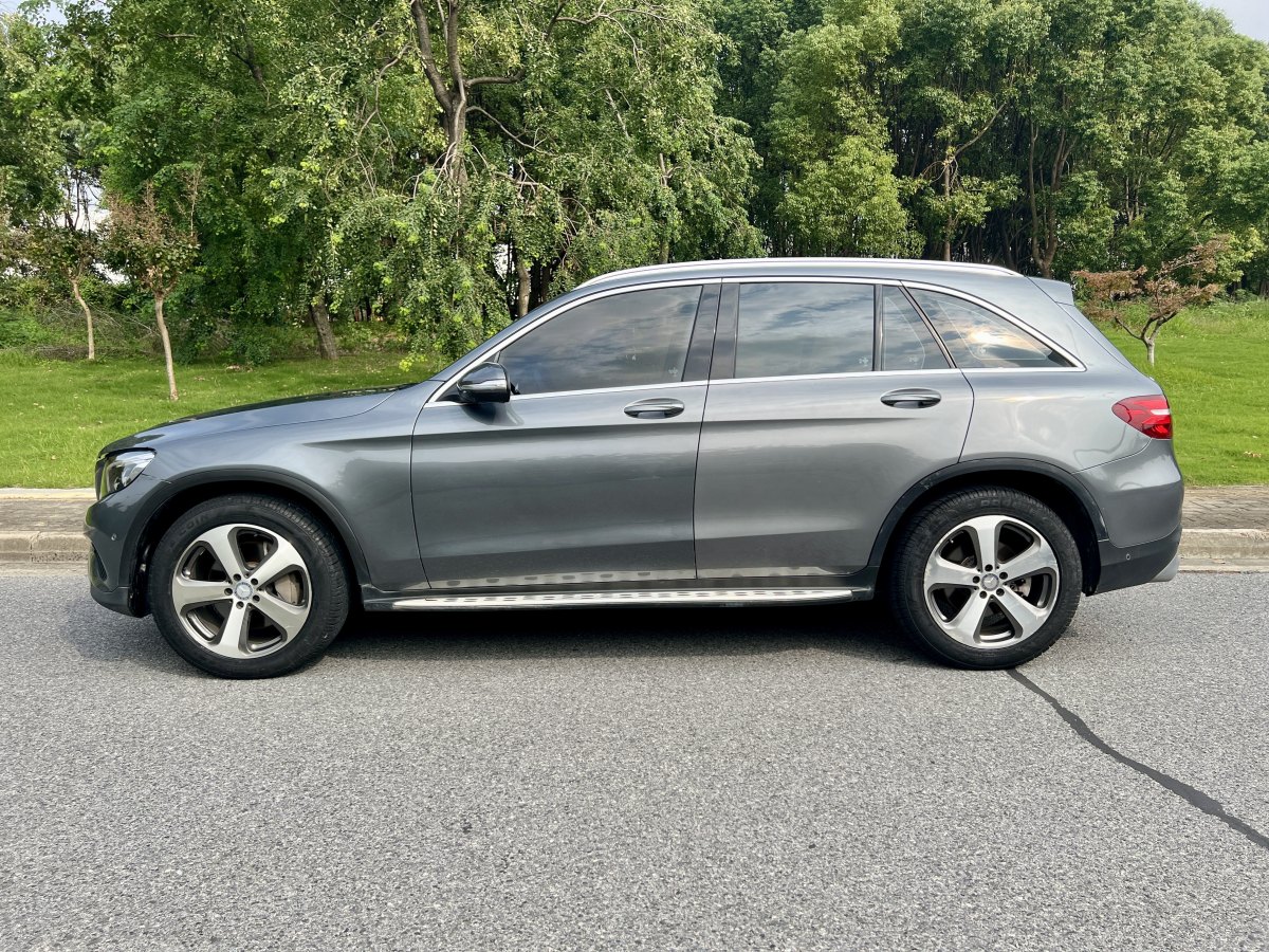 奔馳 奔馳GLC  2016款 GLC 300 4MATIC 動(dòng)感型圖片