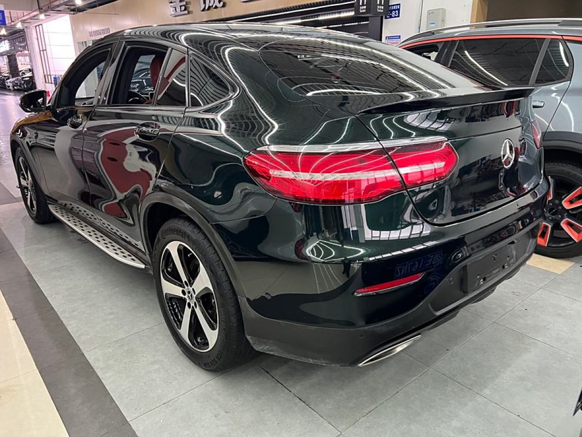 奔馳 奔馳GLC  2023款 GLC 300 4MATIC 轎跑SUV圖片