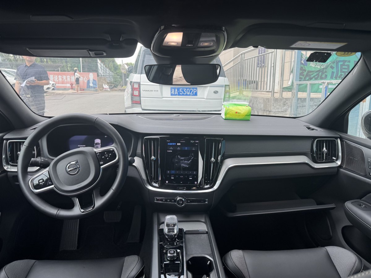 沃爾沃 S60L  2024款 B5 智雅運(yùn)動(dòng)版圖片