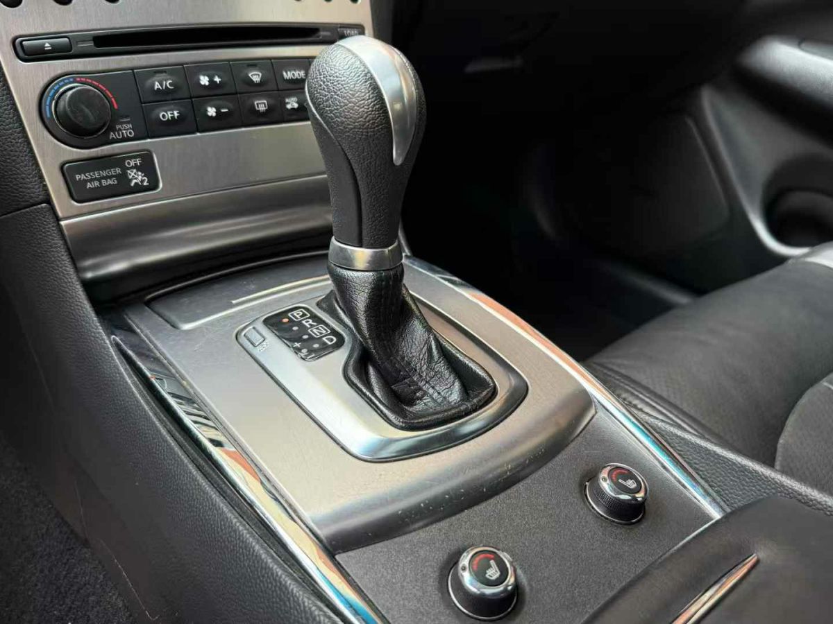 英菲尼迪 Q50  2014款 2.0T 豪華版圖片