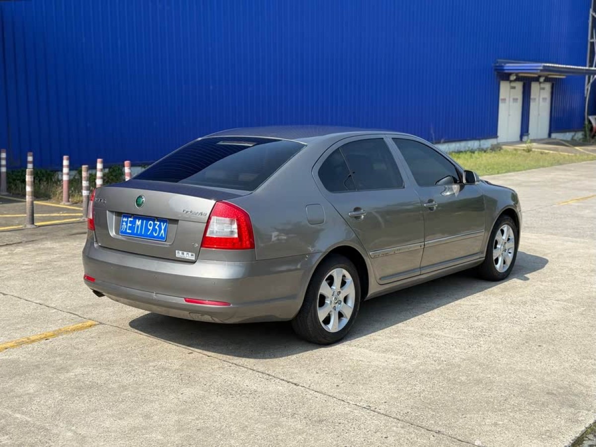 斯柯達(dá) 明銳  2010款 1.6L 自動(dòng)逸致版圖片