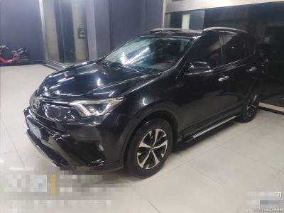 2017年4月 丰田 RAV4 荣放 2.0L CVT两驱风尚版图片