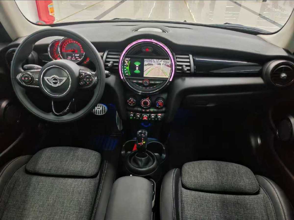 MINI MINI  2019款 1.5T COOPER 經(jīng)典派圖片