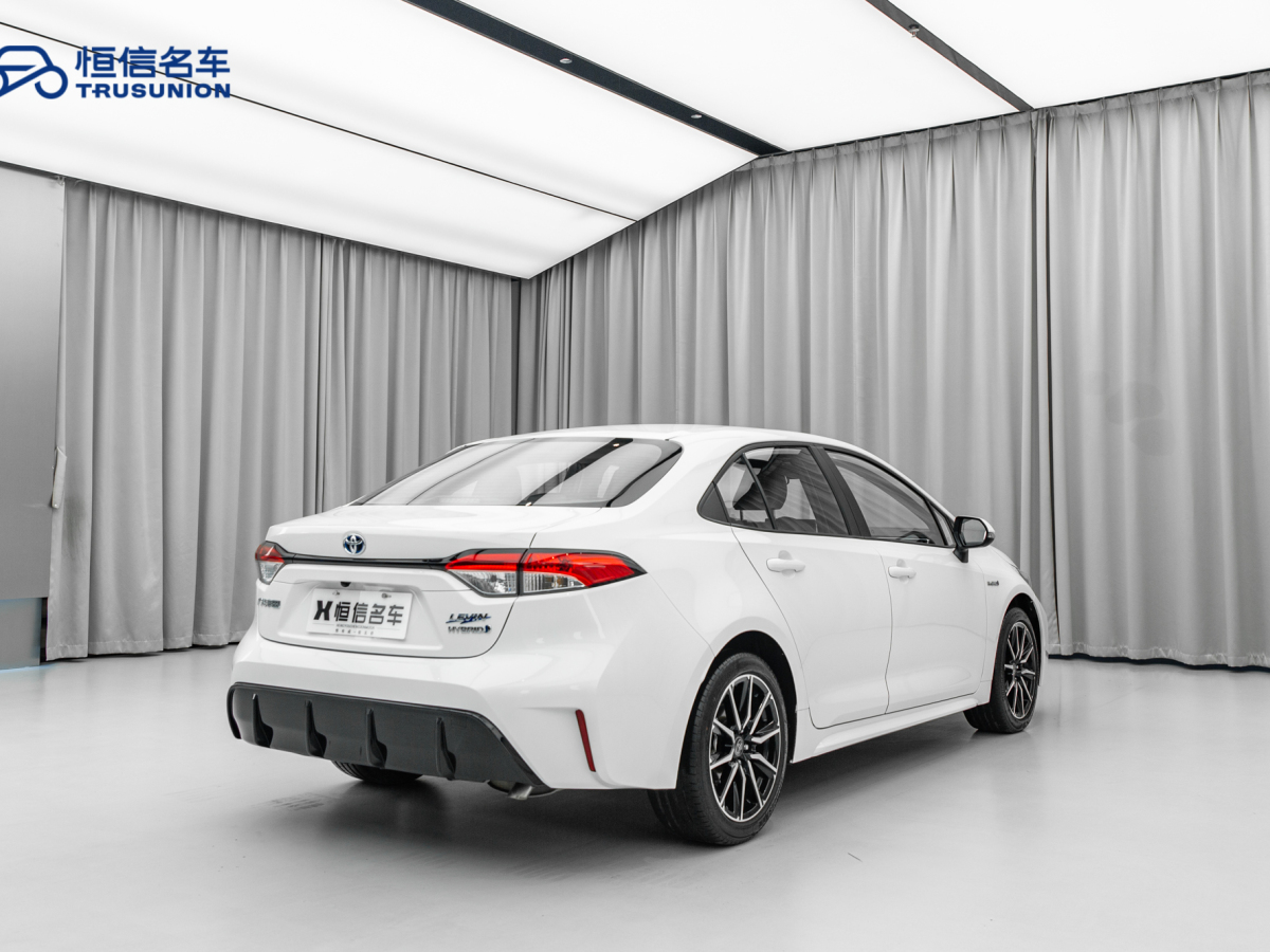 豐田 雷凌  2023款 智能電混雙擎 1.8L 運(yùn)動版圖片