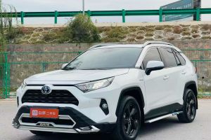 RAV4荣放 丰田 2.0L CVT两驱都市版