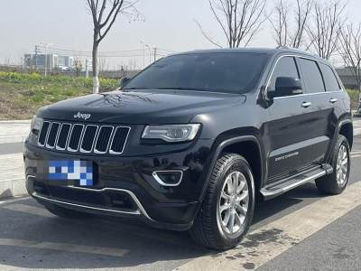 2013年9月 Jeep 大切諾基(進(jìn)口) 3.6L 精英導(dǎo)航版圖片