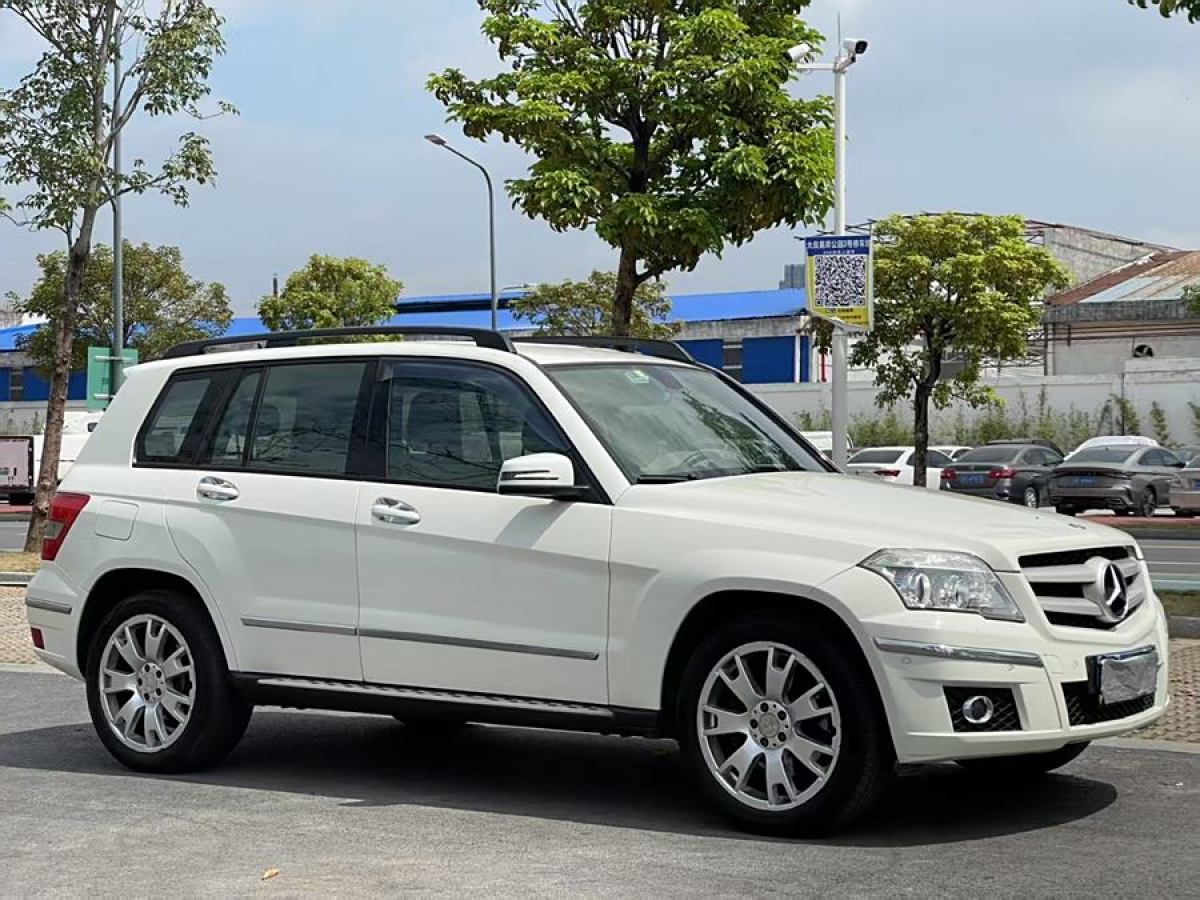 奔馳 奔馳GLK級(jí)  2011款 GLK 300 4MATIC 時(shí)尚型圖片