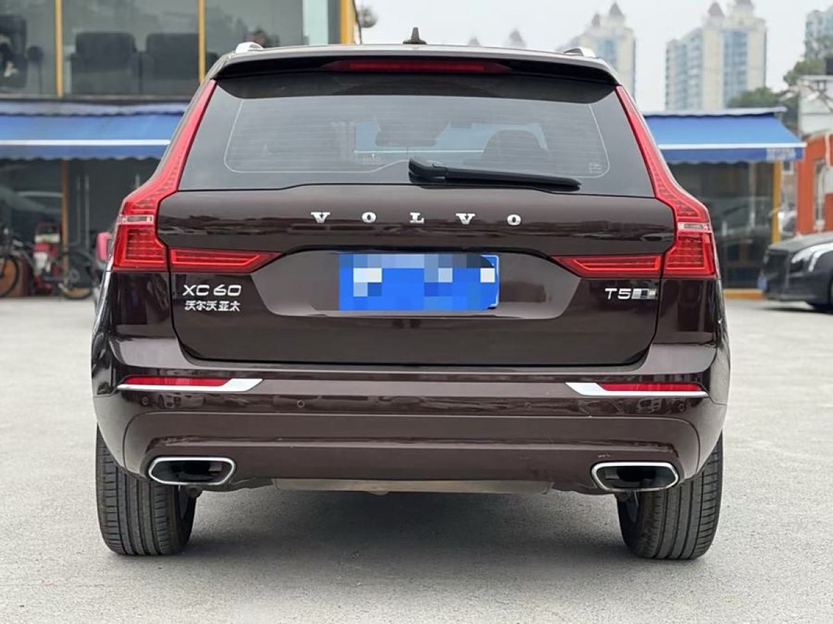 沃爾沃 XC60  2020款 T5 四驅(qū)智逸豪華版圖片