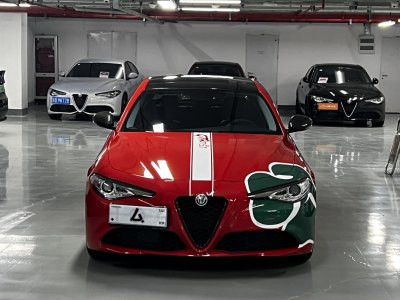 2017年6月 阿尔法·罗密欧 Giulia 2.0T 280HP 豪华版图片