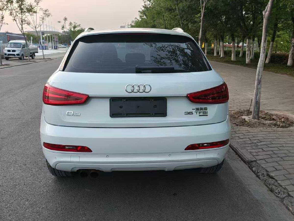 奧迪 奧迪Q3  2015款 Q3 2.0TFSI 35TFSI quattro 技術(shù)型圖片