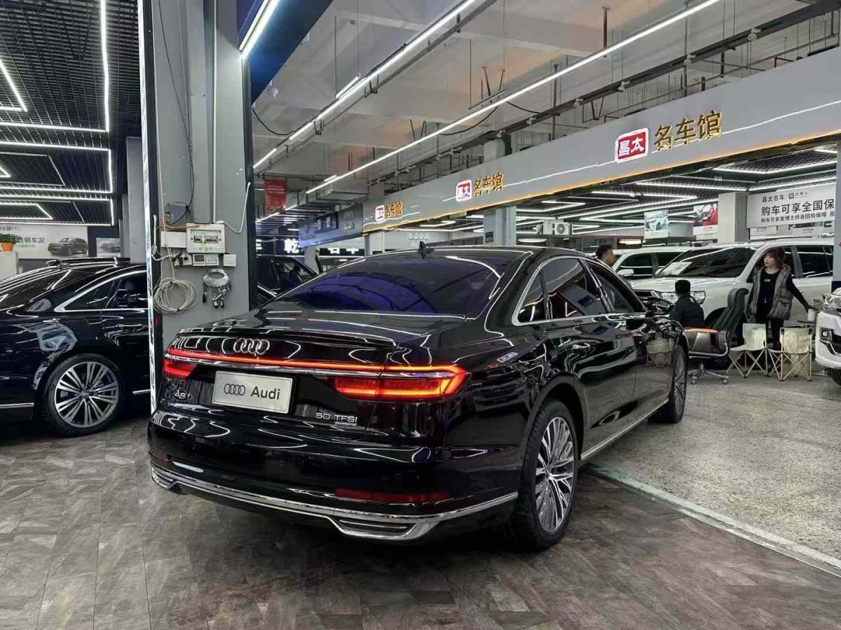 奧迪 奧迪S8  2020款 S8L 4.0TFSI quattro圖片