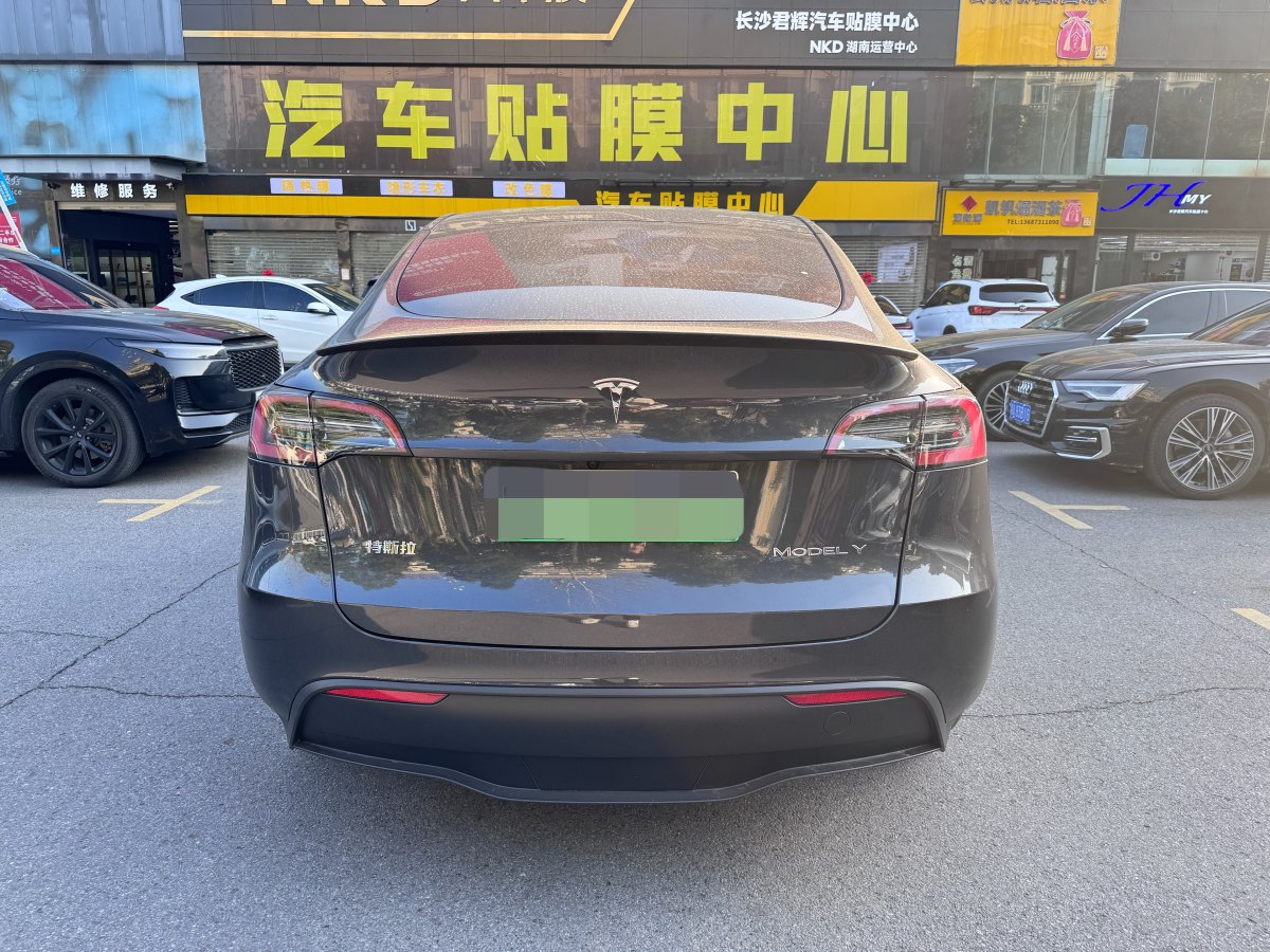 特斯拉 Model 3  2020款 改款 長(zhǎng)續(xù)航后輪驅(qū)動(dòng)版圖片