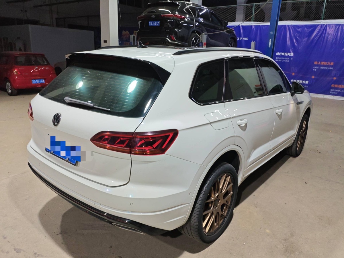 大眾 途銳  2023款 3.0TSI 銳享版 經(jīng)典運(yùn)動(dòng)套裝圖片