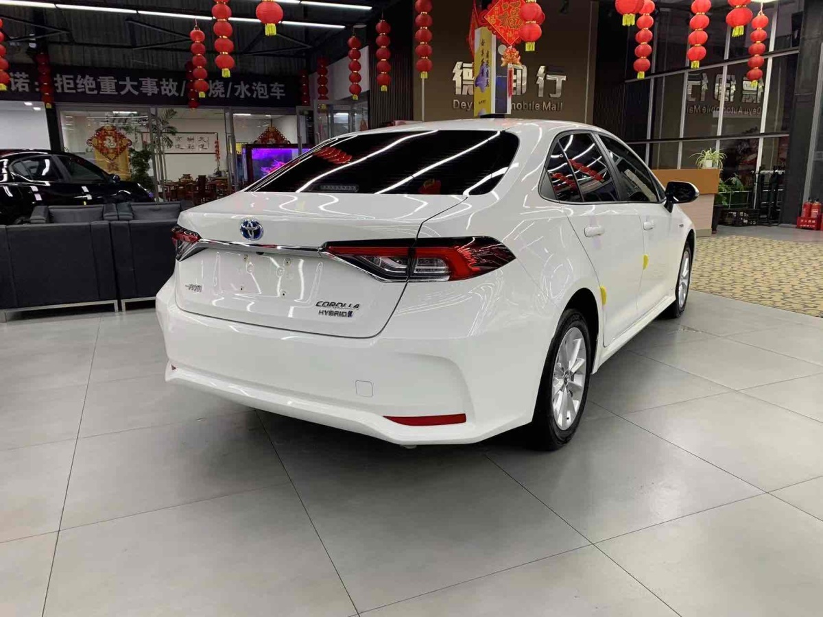 豐田 卡羅拉  2021款 雙擎 1.8L E-CVT精英版圖片