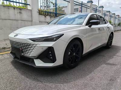 2023年6月 長(zhǎng)安 長(zhǎng)安UNI-V 1.5T 尊貴型圖片