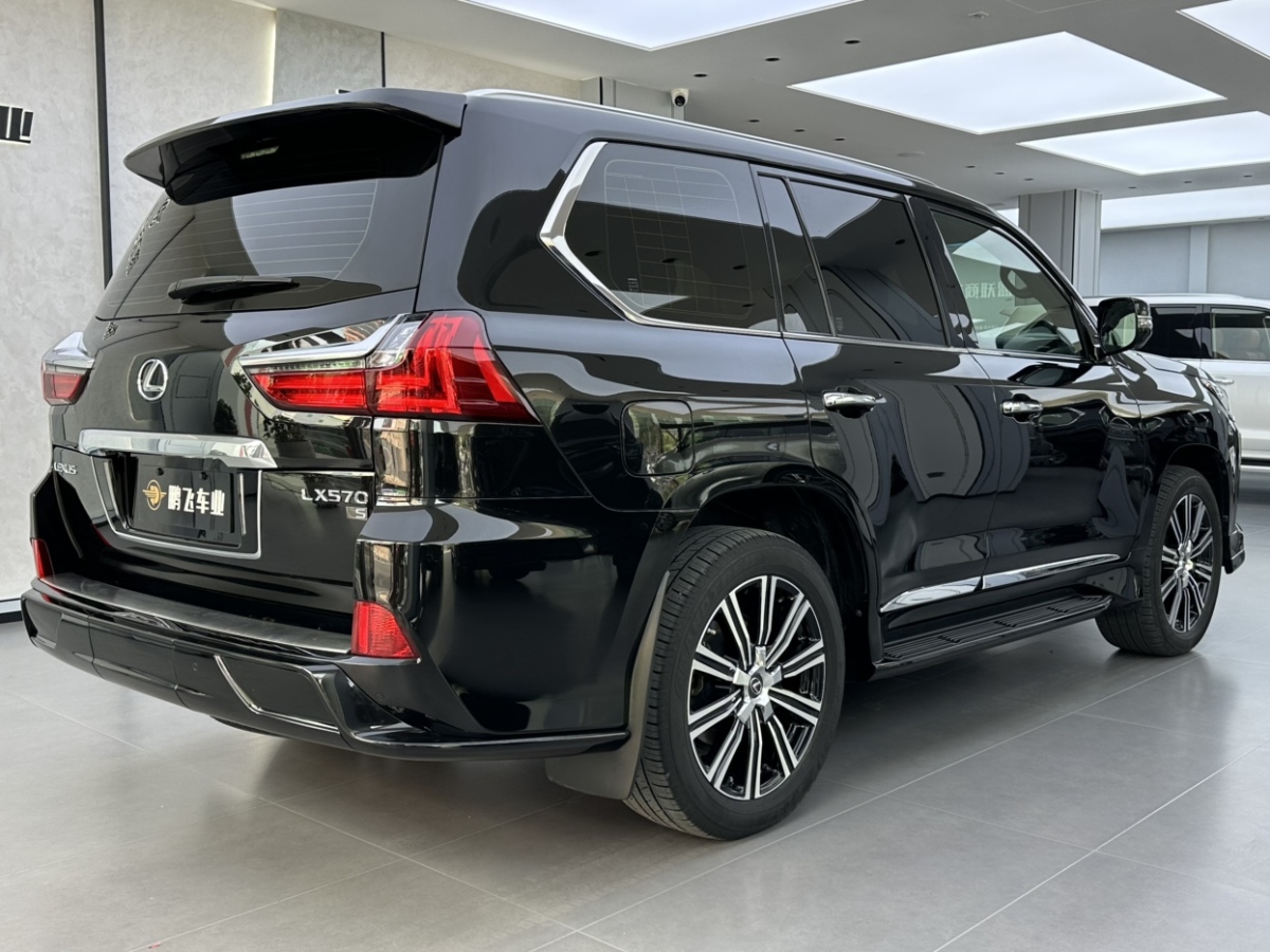雷克薩斯LX2020款 LX570 限量S（中東）圖片