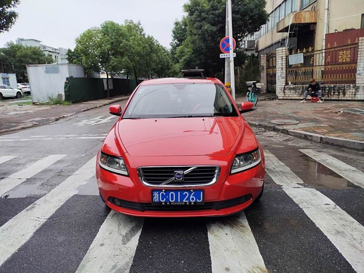 沃爾沃 S40  2009款 2.0L 自動(dòng)智尚版圖片