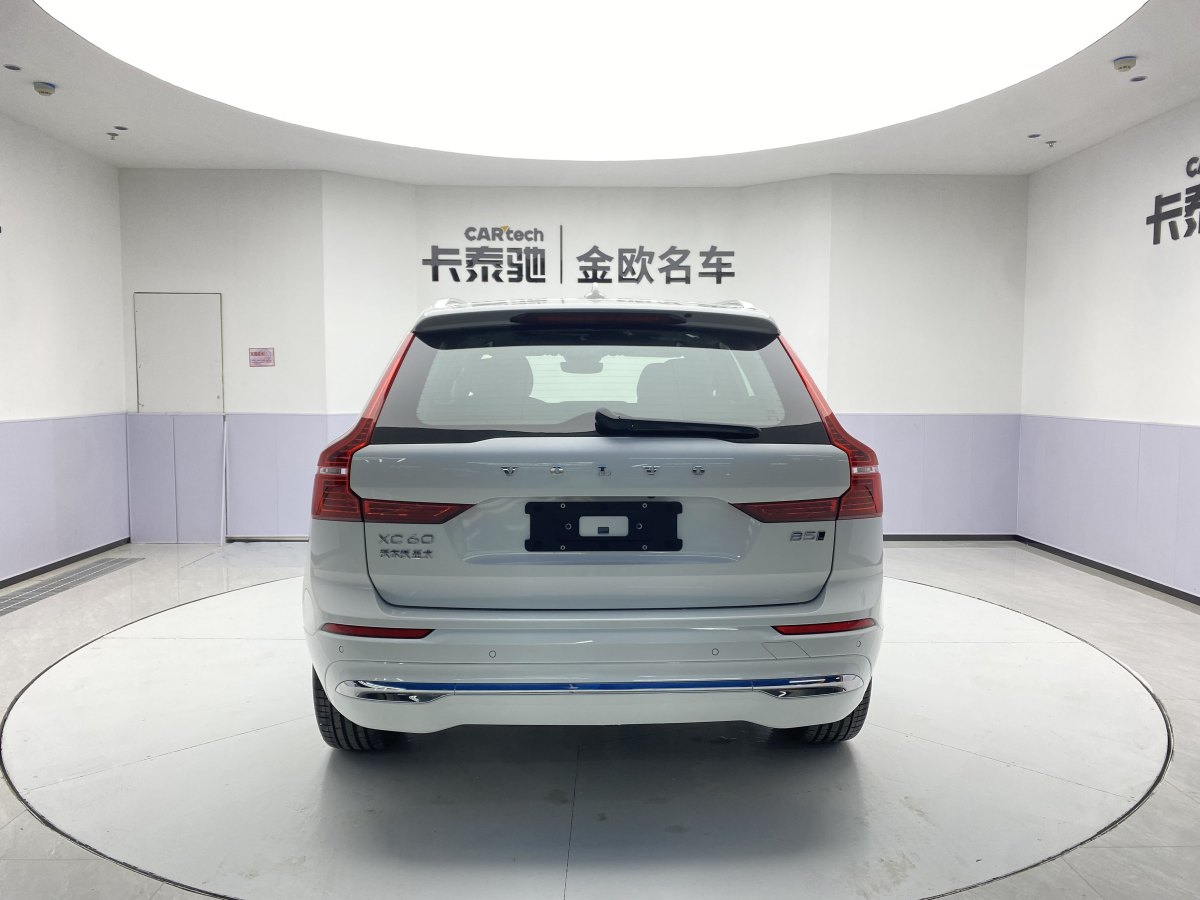 2023年7月沃爾沃 XC60  2024款 B5 四驅(qū)智遠(yuǎn)豪華版