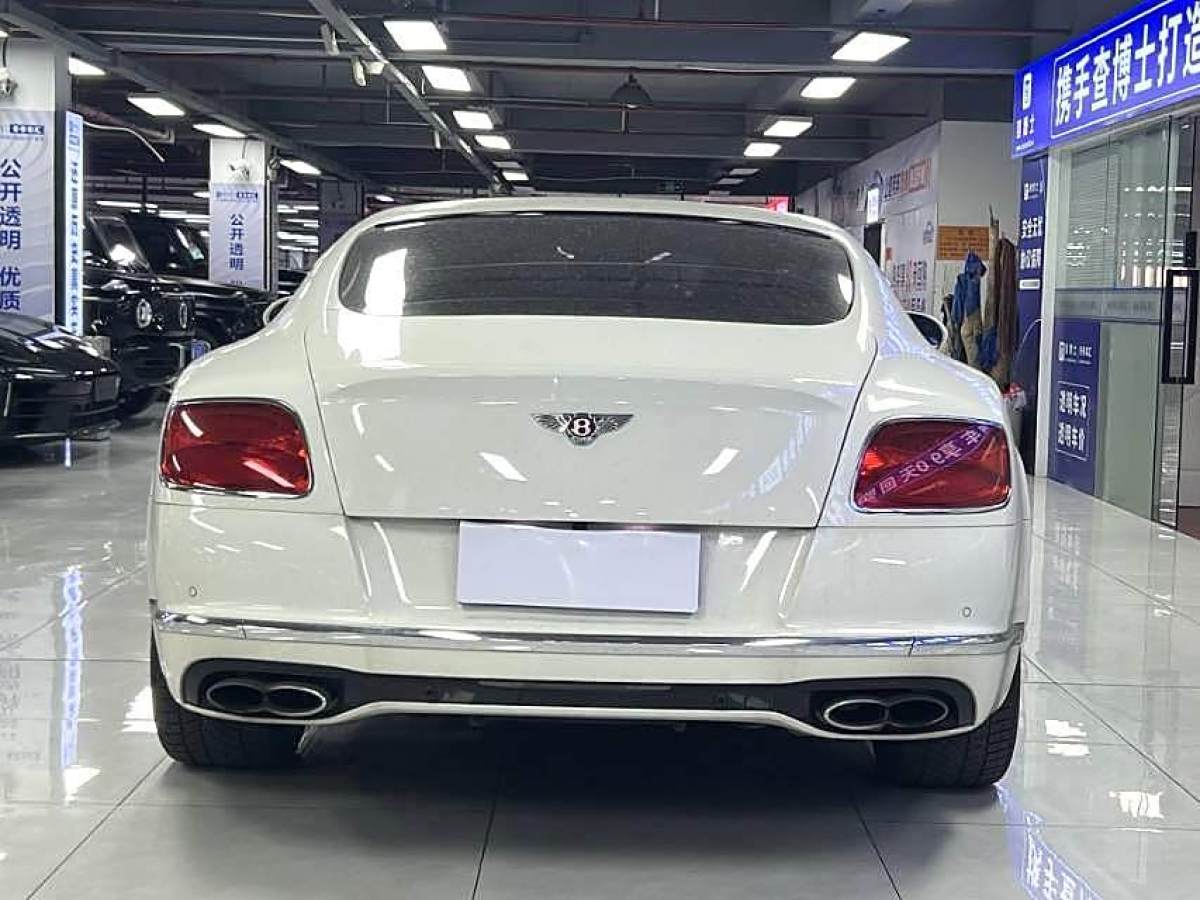 賓利 歐陸  2017款 4.0T GT V8 標(biāo)準(zhǔn)版圖片