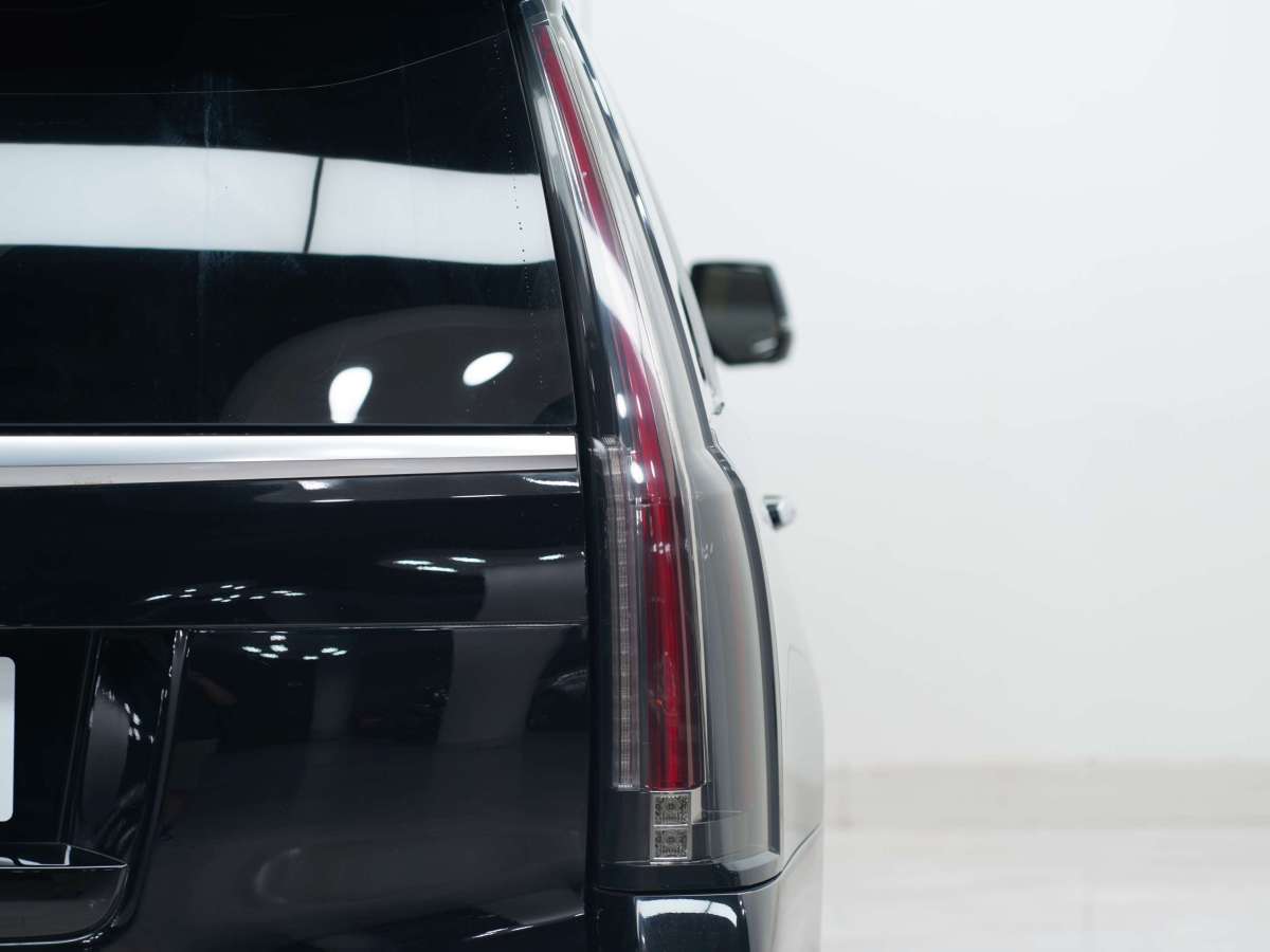 凱迪拉克 凱雷德ESCALADE  2013款 6.2L ESV鉑金版加長型圖片