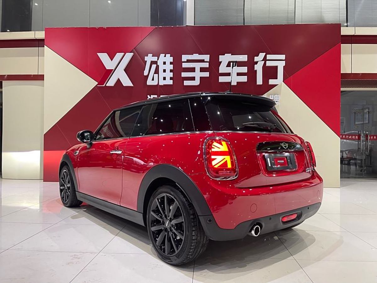 2020年4月MINI MINI  2019款 1.5T COOPER 藝術(shù)家