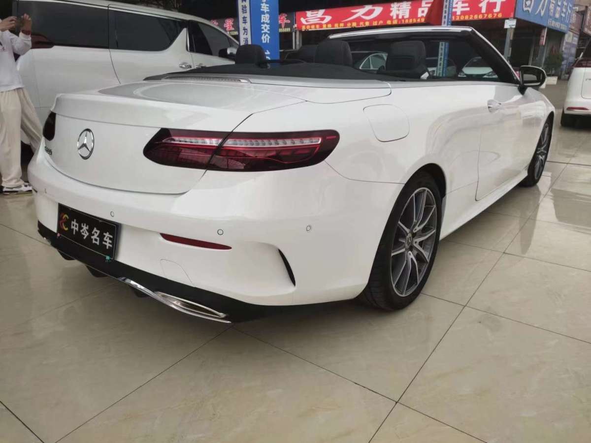 奔馳 奔馳E級  2023款 E 260 4MATIC 敞篷轎跑車圖片