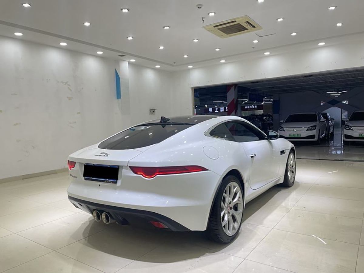 捷豹 F-TYPE  2016款 3.0T 硬頂版圖片