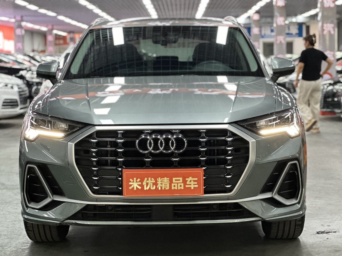 奧迪 奧迪Q3  2022款 35 TFSI 進(jìn)取動(dòng)感型圖片