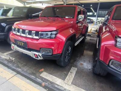 2020年5月 北京 BJ40 2.0T 自動(dòng)四驅(qū)城市獵人版?zhèn)b客型圖片