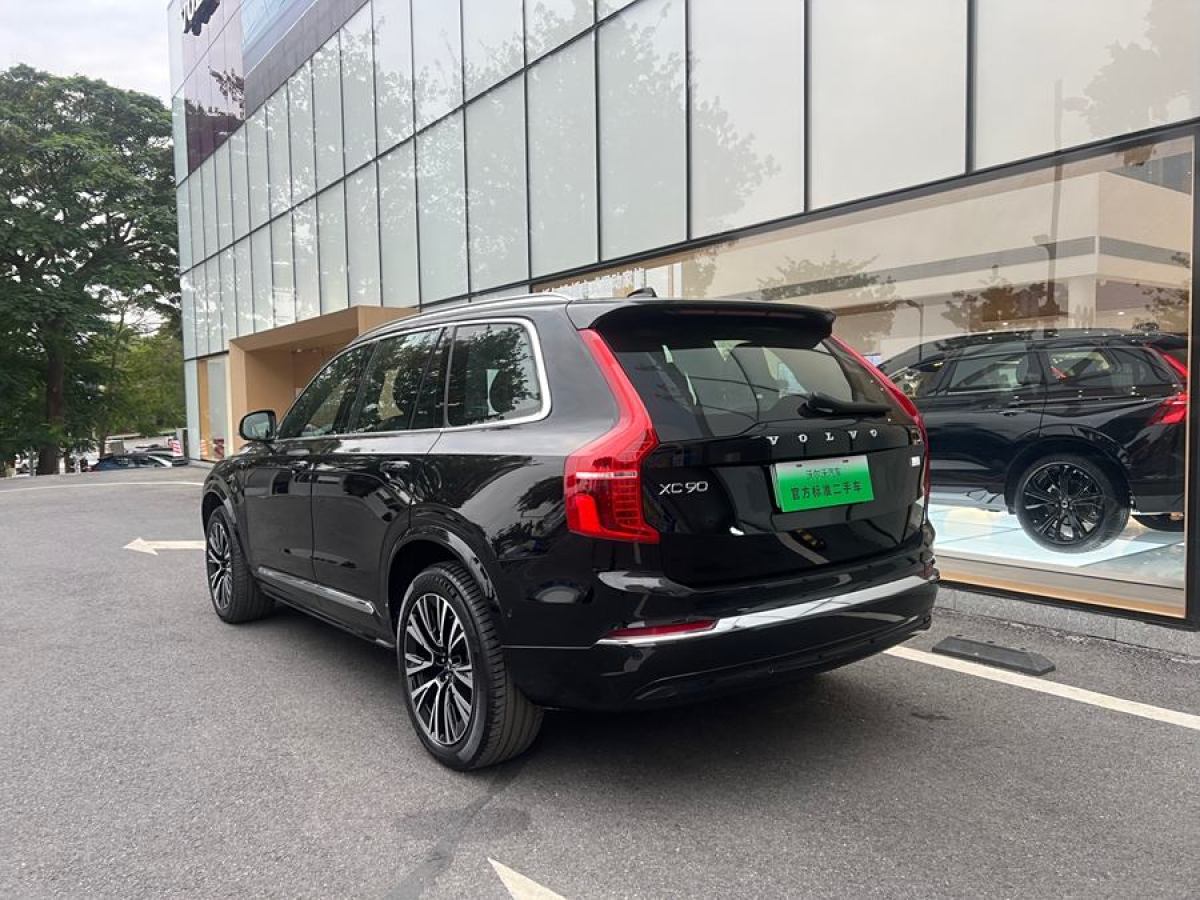 沃爾沃 XC90新能源  2022款 改款 E驅(qū)混動 T8 智尊豪華版 7座圖片